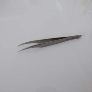 Pince courbée pour extension de cils